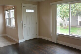 3600-3602 E Evergreen Blvd in Vancouver, WA - Building Photo - Building Photo