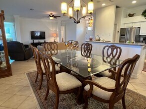 12561 Lake Run Dr in Ft. Myers, FL - Building Photo - Building Photo