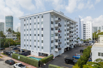 Parkview House in Miami Beach, FL - Building Photo - Building Photo