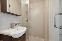 1622 Jefferson St photo'