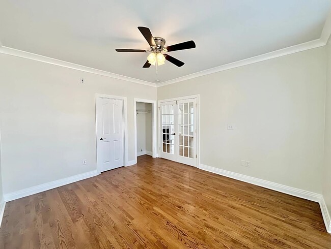 259 W Ocean View Ave in Norfolk, VA - Building Photo - Building Photo