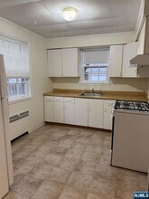 221 Everett Pl in Englewood, NJ - Building Photo - Building Photo