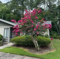 7620 Baymeadows Cir W in Jacksonville, FL - Building Photo