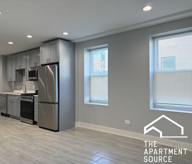 926 W 32nd Pl in Chicago, IL - Building Photo - Building Photo
