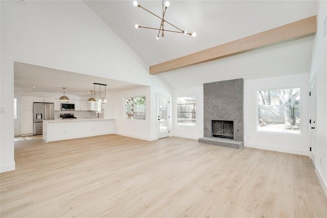 4507 Yellow Rose Trail
