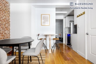 41 W 24th St in New York, NY - Building Photo - Building Photo