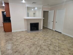 1645 W Wisteria Pl in Santa Ana, CA - Building Photo - Building Photo