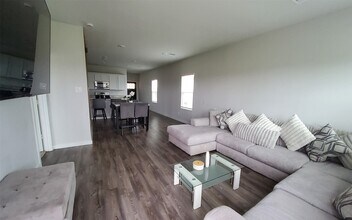 17359 King Eider Rd in Waller, TX - Building Photo - Building Photo