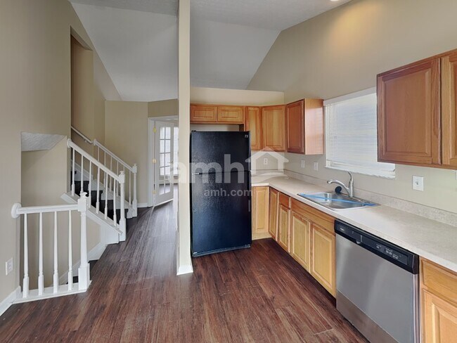 5689 Winchester Highlands Ct in Canal Winchester, OH - Building Photo - Building Photo