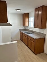204 W Verdugo Ave in Burbank, CA - Building Photo - Building Photo