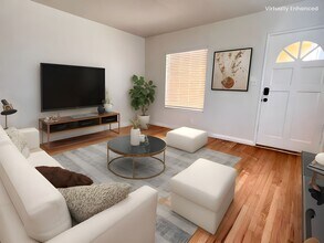 1143 W 24th St-Unit -1143 in Los Angeles, CA - Building Photo - Building Photo