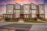 KoL Townhomes in Ottawa, ON - Building Photo - Building Photo