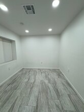 1017 E West Cir Dr in Tucson, AZ - Building Photo - Building Photo