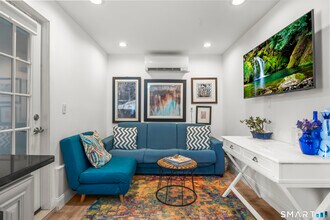 801 Pequot Ave in New London, CT - Building Photo - Building Photo