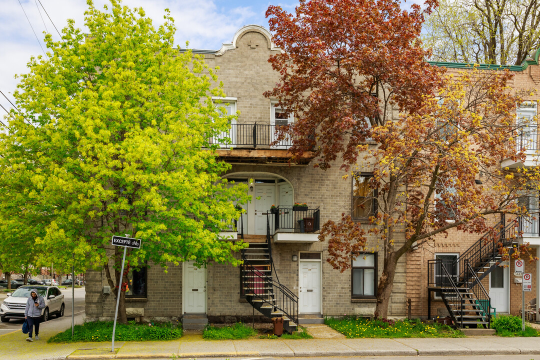 343 Gilberte-Dubé Rue in Verdun, QC - Building Photo