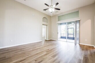 30313 Pga Dr in Sorrento, FL - Building Photo - Building Photo