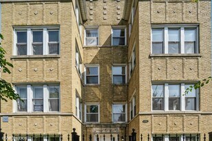 3510 W Palmer St in Chicago, IL - Building Photo