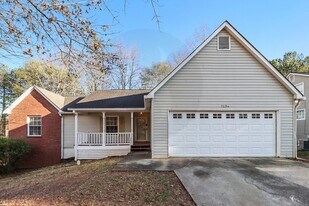 7134 Hazelwood Dr in Jonesboro, GA - Building Photo
