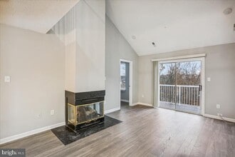 12901 Churchill Ridge Cir in Germantown, MD - Building Photo - Building Photo