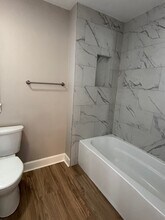 402 E Elm St in Urbana, IL - Building Photo - Building Photo