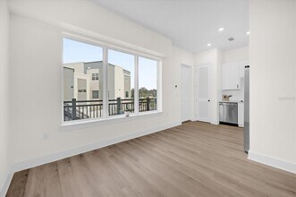 878 TETBURY Lp in Oviedo, FL - Building Photo - Building Photo