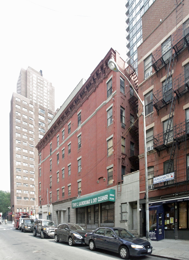 1766-1768 Second Ave in New York, NY - Building Photo - Building Photo