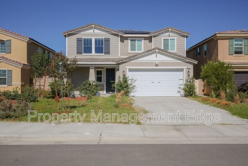 28426 Joey Ct in Menifee, CA - Foto de edificio