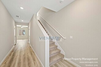 2327 Comstock Ln in Lincoln, CA - Building Photo - Building Photo