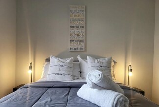 23 Jargeau Rd in Ottawa, ON - Building Photo - Building Photo