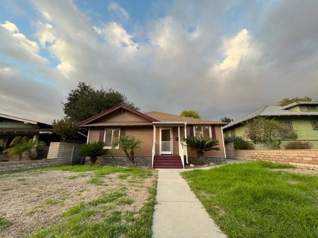 223 E Colorado Blvd, Unit C in Monrovia, CA - Building Photo - Building Photo