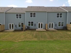 306 Penn Sta Wy in Euharlee, GA - Building Photo - Building Photo