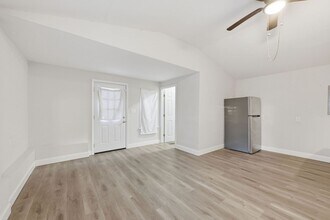 4158 Trout River Blvd in Jacksonville, FL - Building Photo - Building Photo