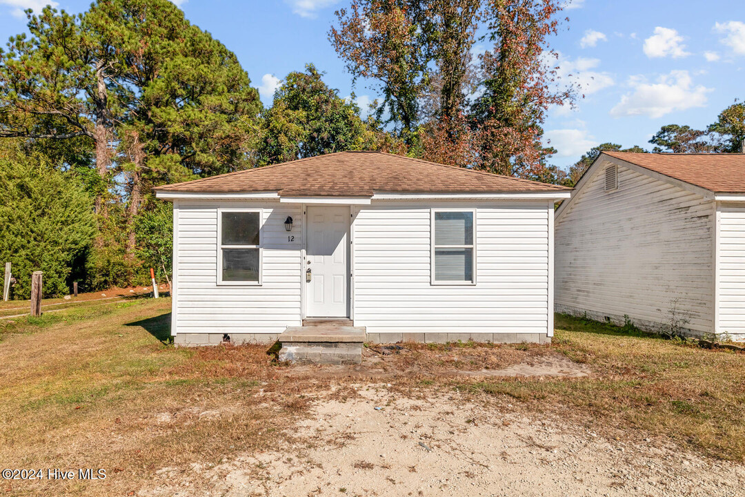 110 Puppy Ln in Jacksonville, NC - Building Photo