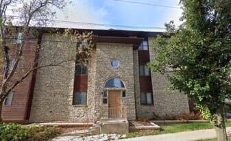 25 Lincoln Ave, Unit 13