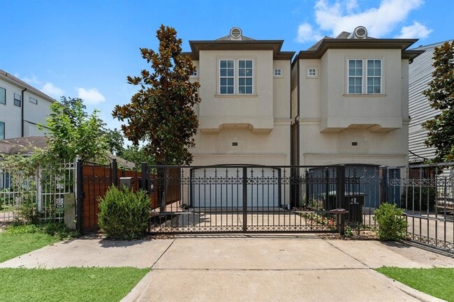 property at 1038 E 29th St
