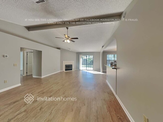 4964 Greenland Hideaway Dr S in Jacksonville, FL - Foto de edificio - Building Photo