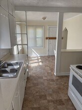 4000 E 69 Terrace in Kansas City, MO - Building Photo - Building Photo