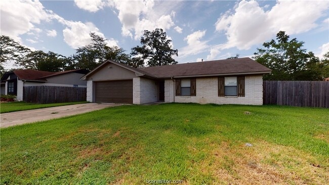 1003 Val Verde Dr, Unit B in College Station, TX - Building Photo - Building Photo