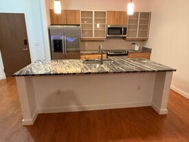 333 Nelson St SW, Unit 320 in Atlanta, GA - Building Photo