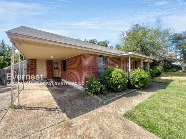 property at 3199 Brookmeade St