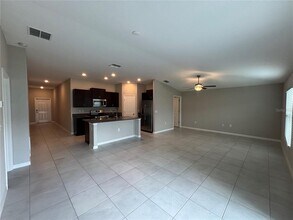 9431 Channing Hill Dr in Sun City Center, FL - Building Photo - Building Photo