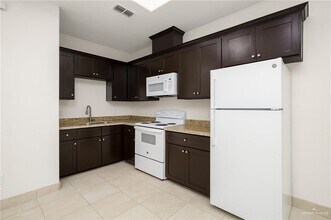 2522 N Vly Cir in La Feria, TX - Building Photo - Building Photo