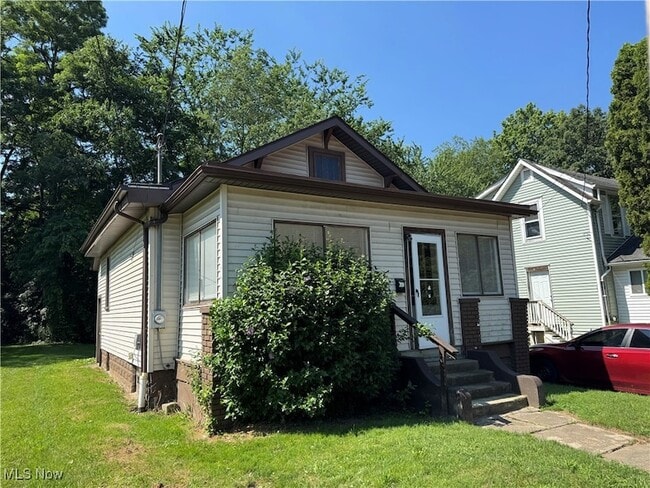 710 McKinley Ave, Unit 7406-104 in Akron, OH - Foto de edificio - Building Photo