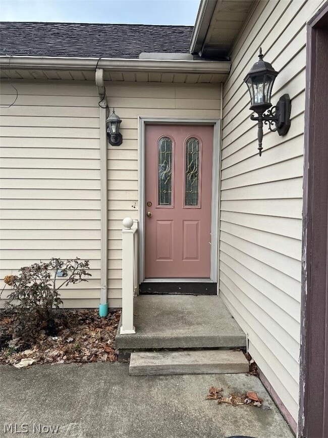 6456 S Rim Cir in Valley City, OH - Building Photo - Building Photo