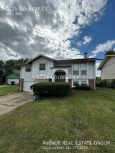 1224 Colbert Ct in Florissant, MO - Building Photo - Building Photo