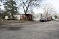 5809 16th St S in Bessemer, AL - Foto de edificio - Building Photo