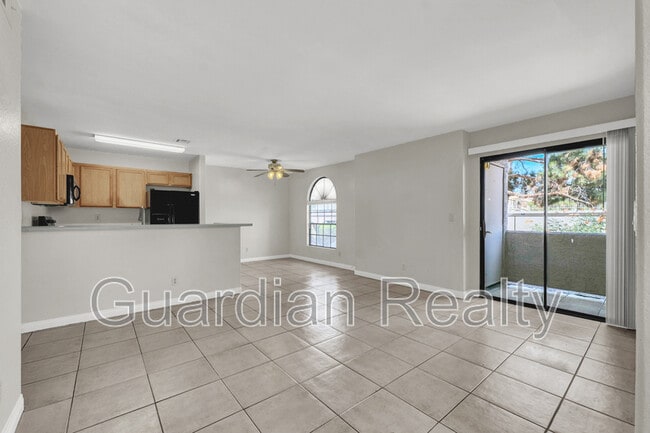 2974 Juniper Hills Blvd in Las Vegas, NV - Building Photo - Building Photo