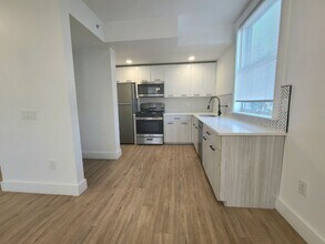 205 Mt Vernon Ave, Unit 403 in Orange, NJ - Building Photo - Building Photo