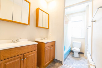120 Kenrick St, Unit 1 in Boston, MA - Building Photo - Building Photo