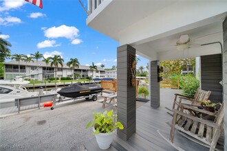 1605 Chesapeake Ave in Naples, FL - Building Photo - Building Photo